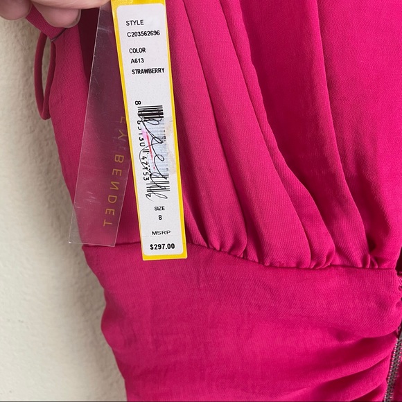 ALICE + OLIVIA Strawberry Ruche Nanette Dress NWT - Picture 12 of 14